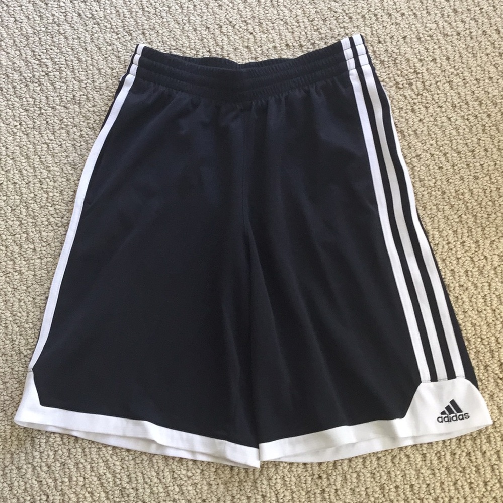 Adidas Basketball Shorts Youth M 10/12